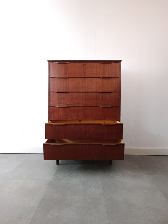 Image 1 of Vintage Deense Ladekast In Teak, Hoog En Breed!