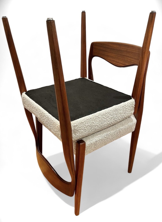 Image 1 of 4x Vintage Deense Eetkamerstoelen teak / bouclé