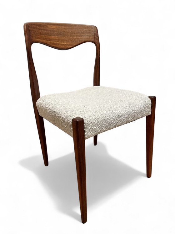 Image 1 of 4x Vintage Deense Eetkamerstoelen teak / bouclé