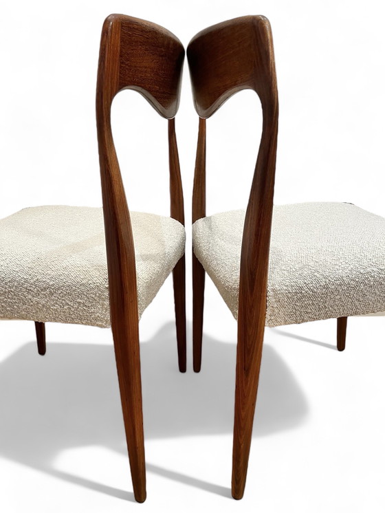 Image 1 of 4x Vintage Deense Eetkamerstoelen teak / bouclé