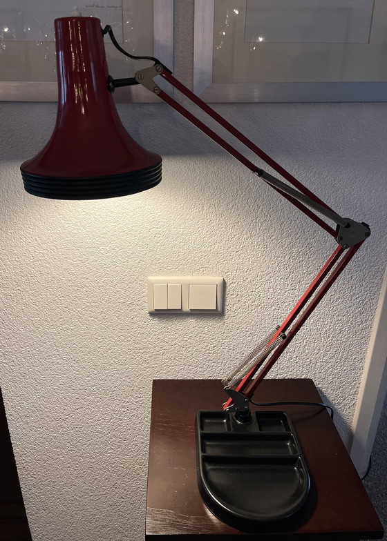 Image 1 of Zeldzame Vintage Belgische Architectenlamp in Rood/Zwart (Jaren ’70)