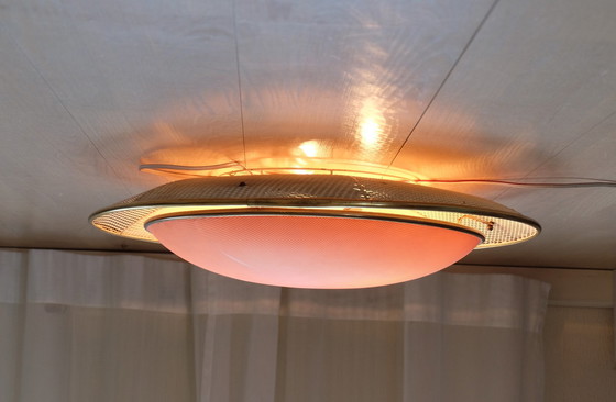 Image 1 of Plafondlamp ERCO metaal raster kunststof jaren 50 UFO stijl Ernst Igl 63 cm