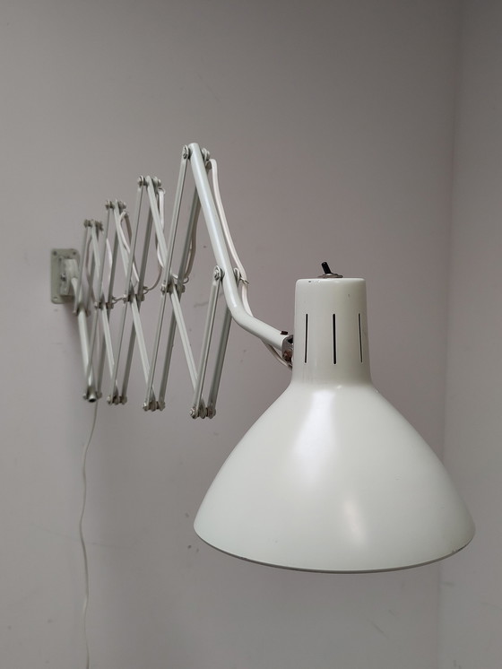 Image 1 of Hala Zeist Model 110 Herman Busquet Wandlamp