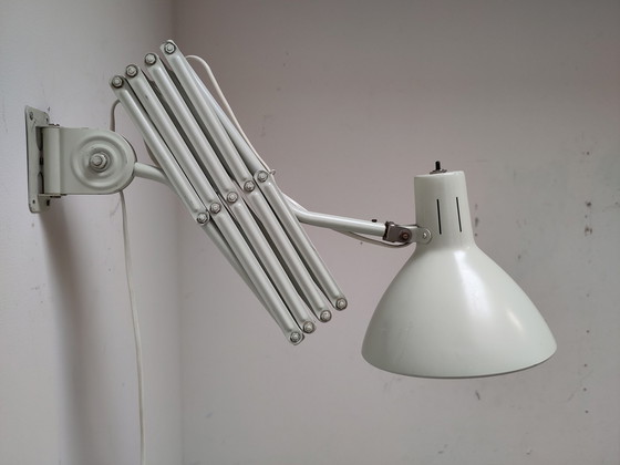 Image 1 of Hala Zeist Model 110 Herman Busquet Wandlamp