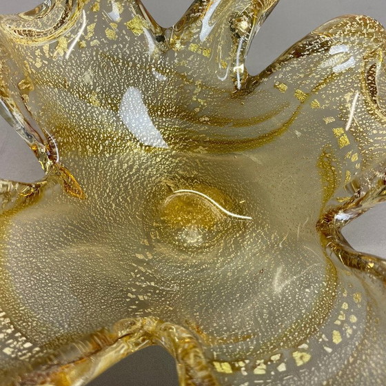 Image 1 of Vintage glazen schaal asbak in Murano goud glas van Barovier en Toso, Italië 1970