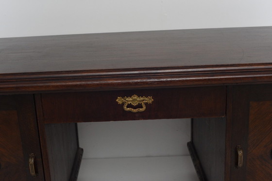 Image 1 of Vintage bureau
