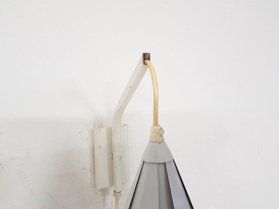 Image 1 of Witte Werner Schou wandlamp