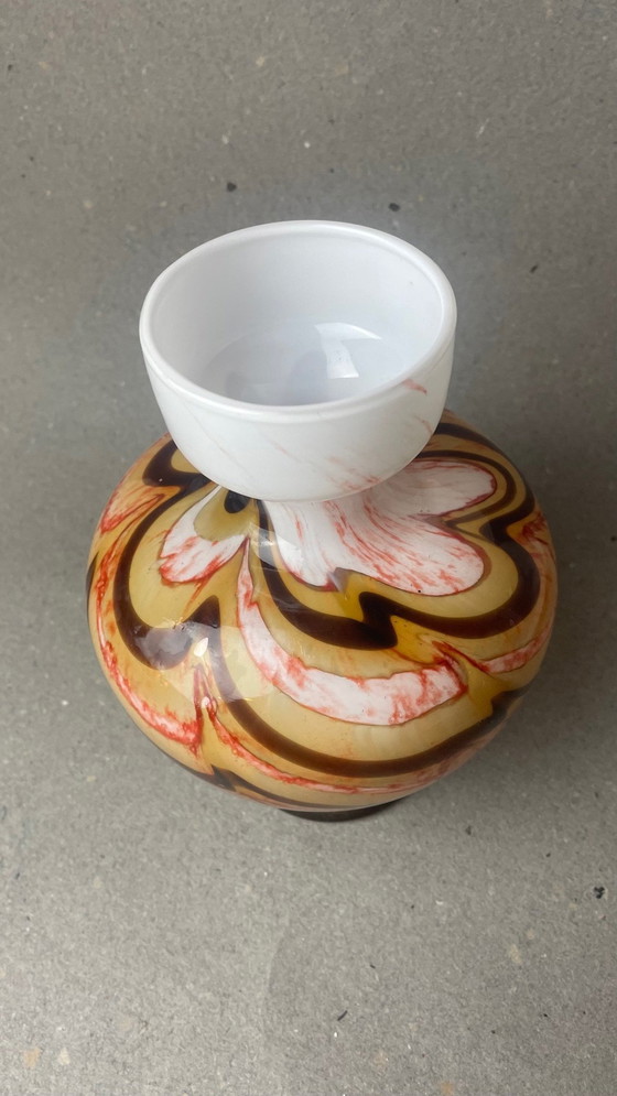 Image 1 of Vintage: Retro vaas uit de jaren 50/60, opaline glas