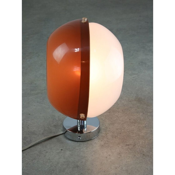 Image 1 of Vintage Spage Age bruin plexiglas wandlamp, Italië 1970