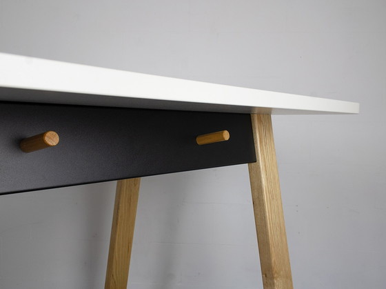 Image 1 of Haworth Intuity Park bench High table design Bangdesignatafel 