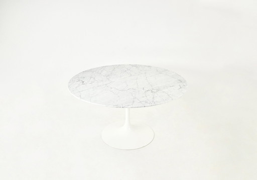 Eettafel Tulip van Eero Saarinen voor Knoll, 1990S