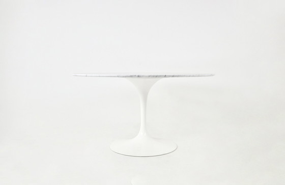 Image 1 of Eettafel Tulip van Eero Saarinen voor Knoll, 1990S