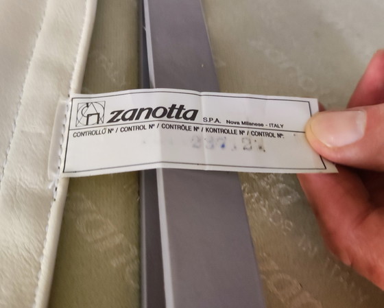 Image 1 of 2x Zanotta fauteuil