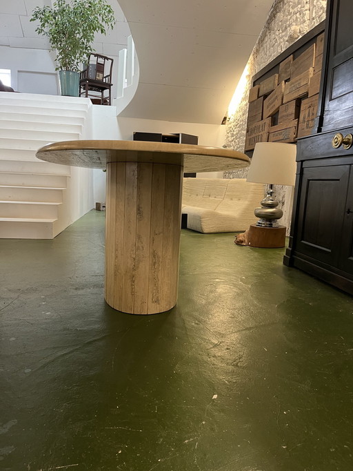 Travertin Eettafel