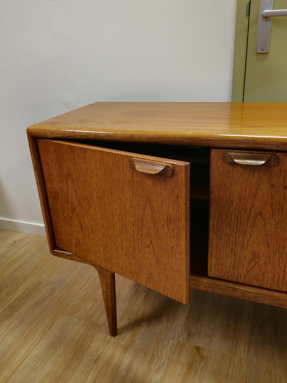 Image 1 of Vintage John Herbert A Younger Lowboard Dressoir Kast Kastje