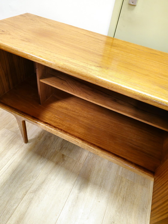 Image 1 of Vintage John Herbert A Younger Lowboard Dressoir Kast Kastje