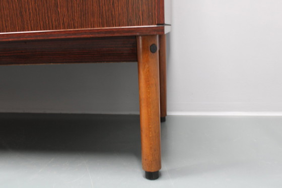 Image 1 of Italiaans dressoir uit 1970