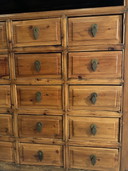 Vintage apothekerskast