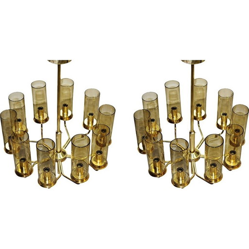 Set van twee vintage T10 Hans-Agne Jakobsson kroonluchters in messing van AB Markaryd