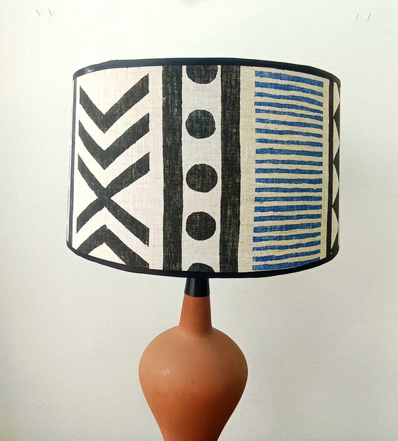 Image 1 of Grote Vintage Tribal Terracotta Lamp en Lampenkap