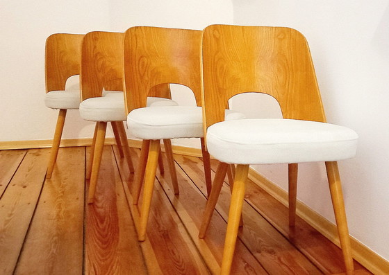 Image 1 of Tsjecho-Slowaakse stoelen toegeschreven aan O. Haerdtl voor Ton, 1960S, set van 4