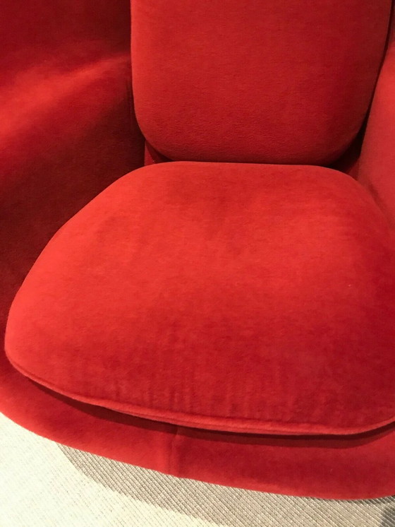 Image 1 of Knoll Saarinen Baarmoeder Stoel Rood