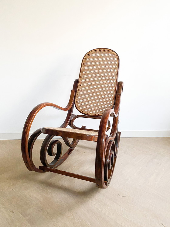 Image 1 of Vintage schommelstoel