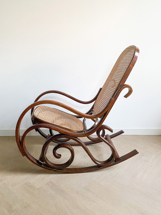 Image 1 of Vintage schommelstoel