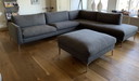 Design on Stock Heelz hoekbank met poef