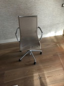 Alias rolling frame bureaustoel