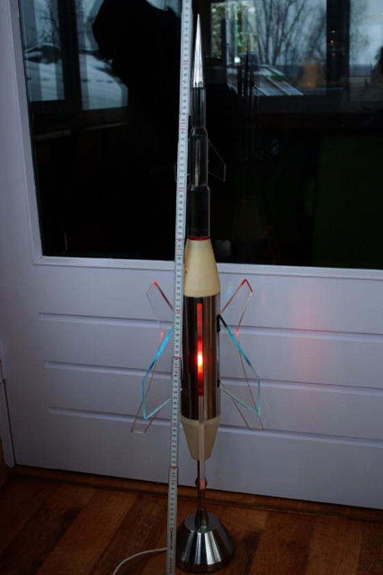 Image 1 of Space age raket lamp