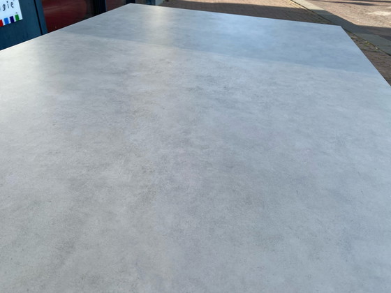 Image 1 of Bert Plantagie eettafel