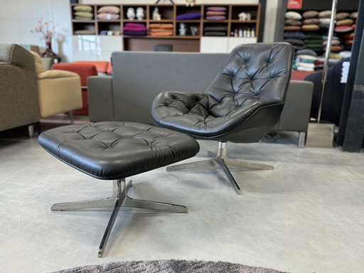 De Sede 144 101 Fauteuil met Poef Zwart leer 