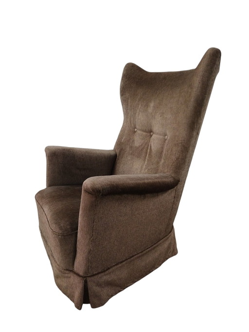 High Wing Back Chair 