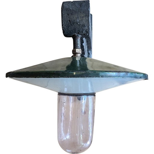 Vintage industriële wandlamp in betonnen armen, 1923