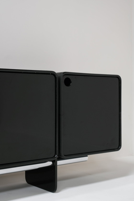 Image 1 of Zeldzaam Belgisch Brutalistisch kabinet uit 1960 in zwart pianolak