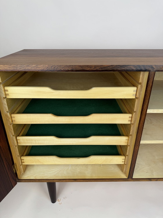 Image 1 of Poul Hundevad Deens Rosewood Dressoir 