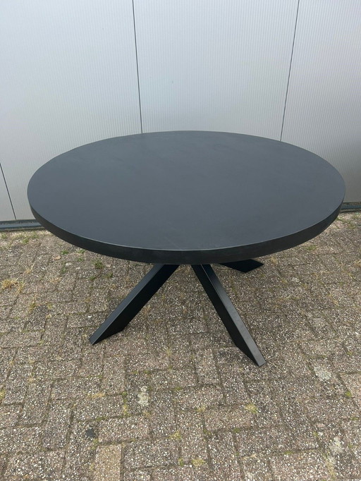 Matrix Eettafel Mangohout Zwart Rond 110Cm