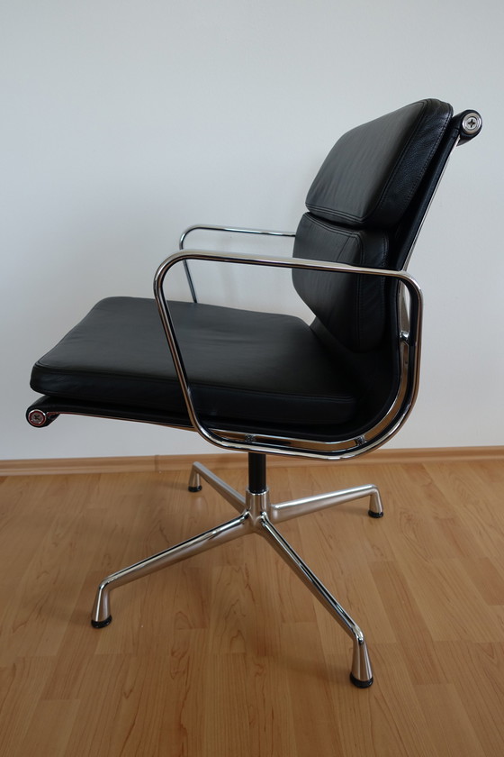 Image 1 of Vitra EA 208 Zachte Onderlegger