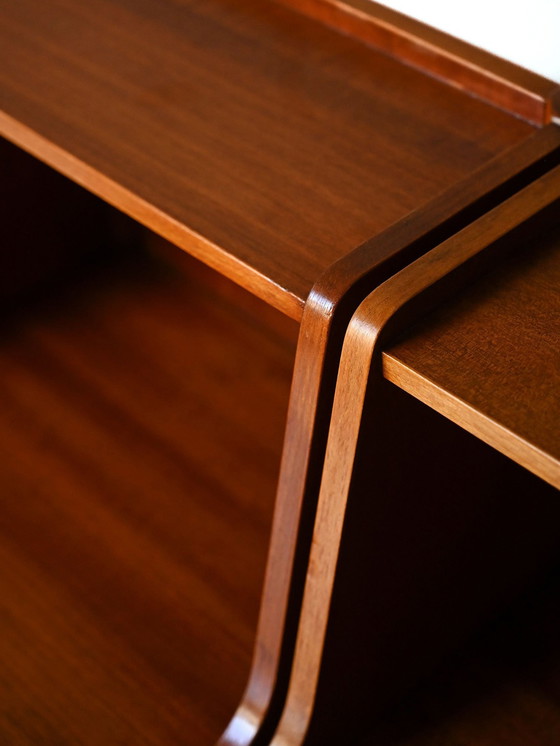 Image 1 of 1960S Scandinavische nachtkastjes met dubbele bovenbladen