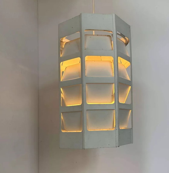 Image 1 of Vintage hanger van Poul Gernes, mat wit gelakt metaal, By Poulsen Denmark