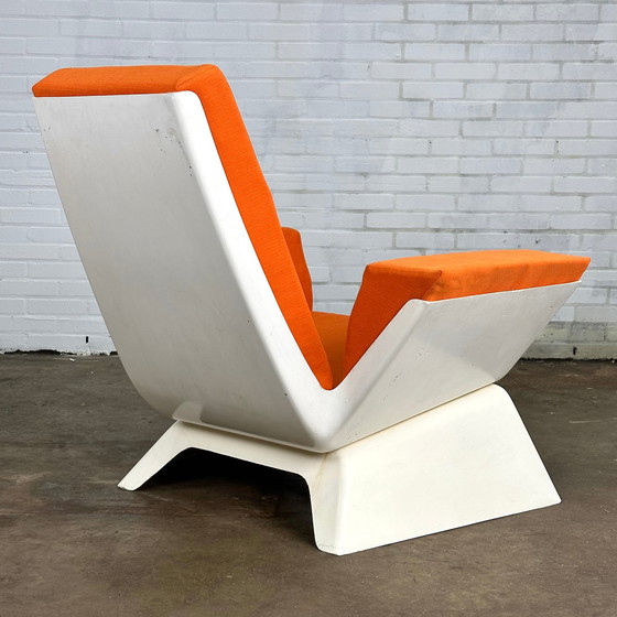 Image 1 of Space age fauteuil