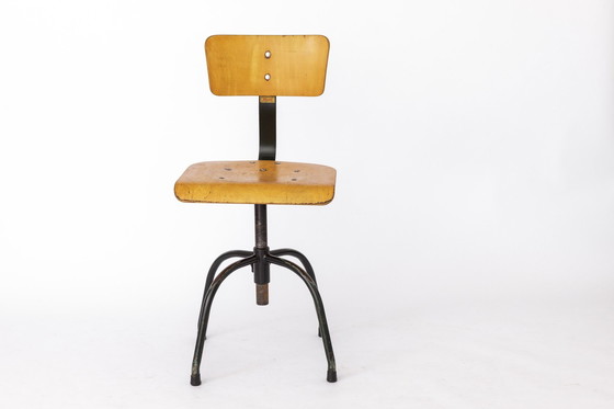 Image 1 of Set van 3 industriële vintage draaistoelen - Duits ontwerp 1950S