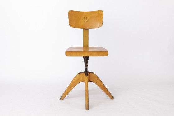 Image 1 of Set van 3 industriële vintage draaistoelen - Duits ontwerp 1950S