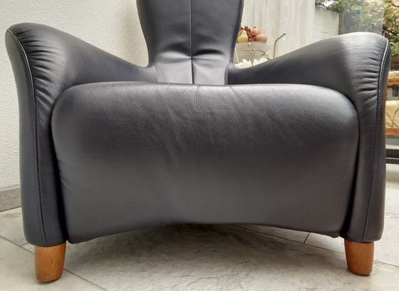 Image 1 of De Toekomst fauteuil Bugatti D-Blauw