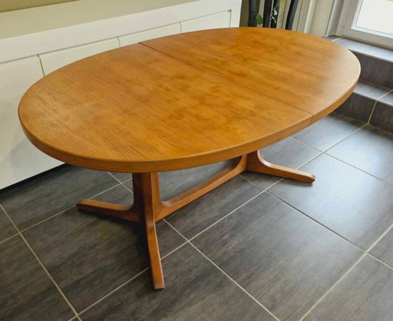 Image 1 of Baumann uitschuifbare tafel van teak en palissander, 1970
