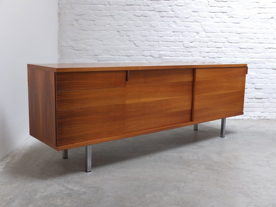 Image 1 of Modernistisch Walnoten Dressoir van Hans Konëcke voor Tecta, 1960S