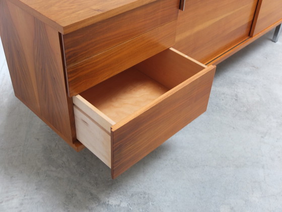 Image 1 of Modernistisch Walnoten Dressoir van Hans Konëcke voor Tecta, 1960S