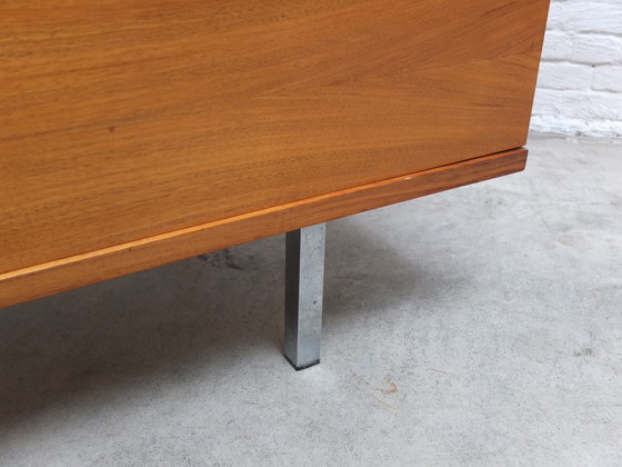 Image 1 of Modernistisch Walnoten Dressoir van Hans Konëcke voor Tecta, 1960S