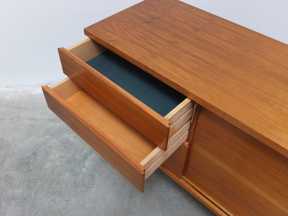 Image 1 of Modernistisch Walnoten Dressoir van Hans Konëcke voor Tecta, 1960S